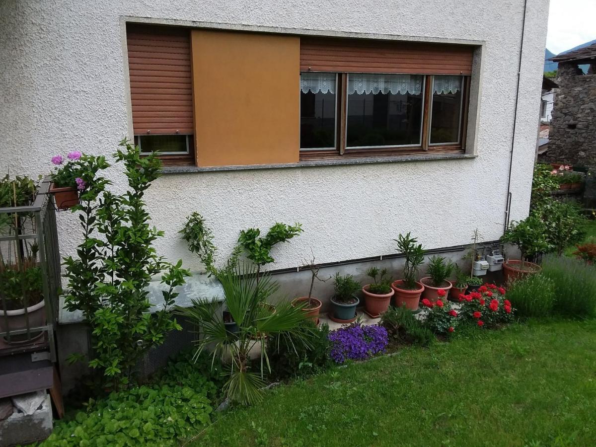 B & B Sentiero Valtellina Castello dell'Acqua Exterior foto